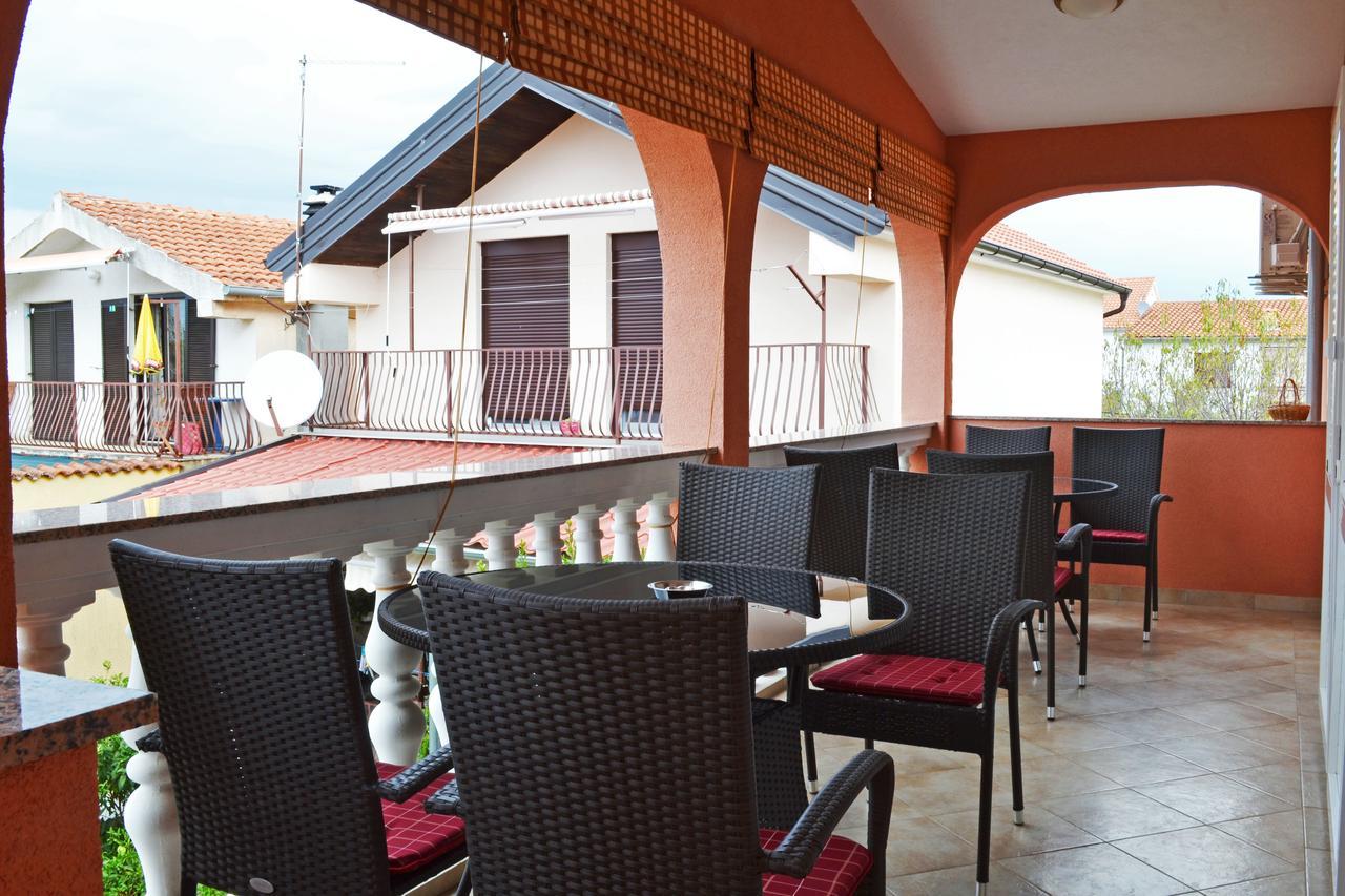 Apartments Milka Vodice Exterior photo